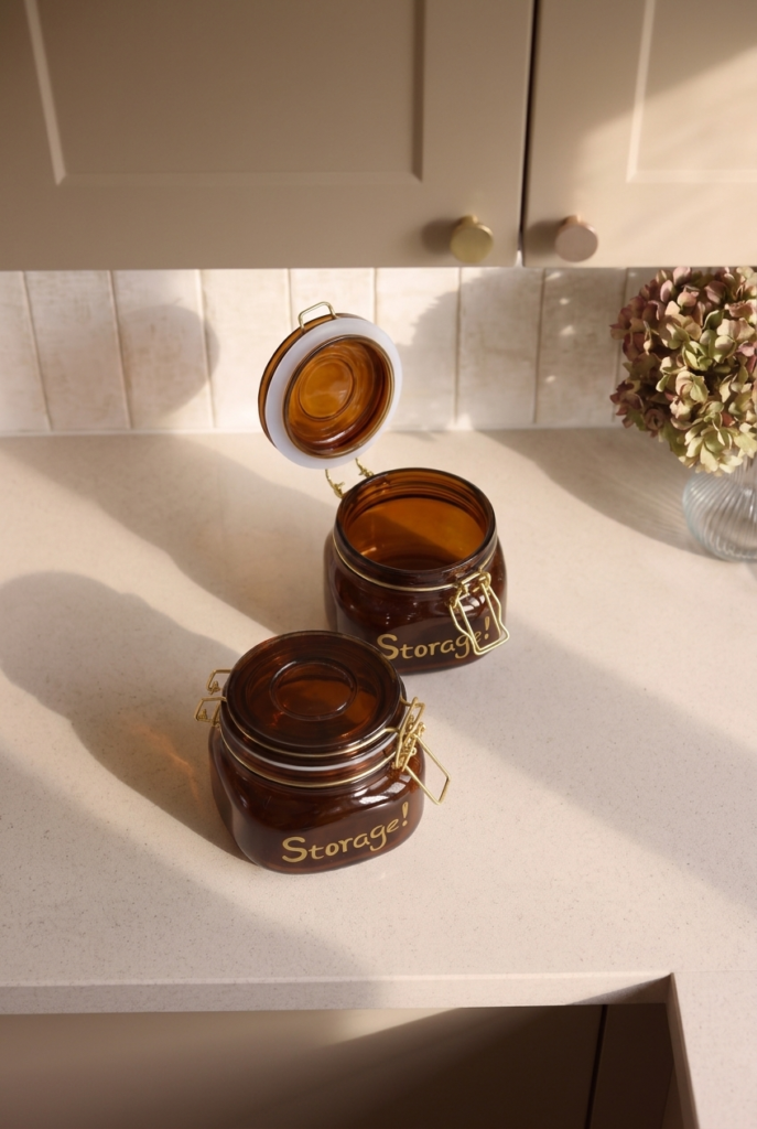 2'li 500 ml Kilitli Amber Cam Kavanoz Seti – Contalı Kapaklı Kalın Cam Saklama Kavanozu – Paslanmaz Çelik Mandallı Hava Geçirmez Kahve, Baharat, Bakliyat ve Erzak Saklama Kabı