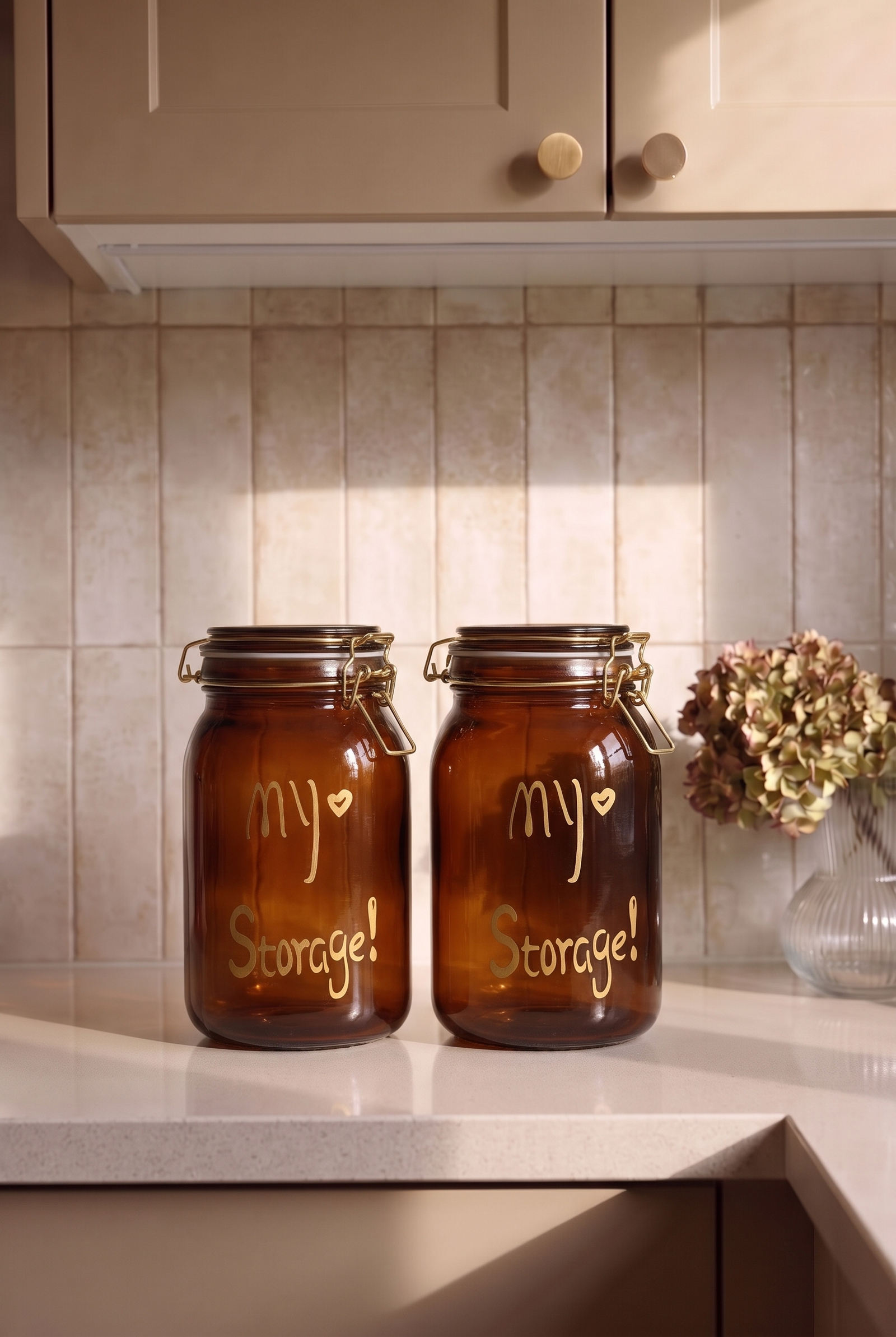 2'li 1500 ML Kilitli Kapaklı Contalı Amber Cam Kavanoz Seti – Paslanmaz Çelik Mandallı Hava Geçirmez Kalın Cam Saklama Kavanozu – Kahve Çay Bakliyat Erzak Kavanozu 11,5 x 11,5 x 20 cm